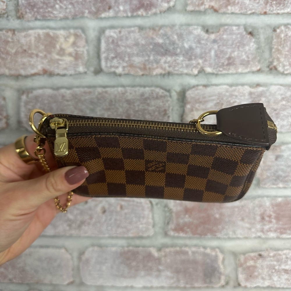 Louis Vuitton mini pochette damier ebene - Picture 5 of 14
